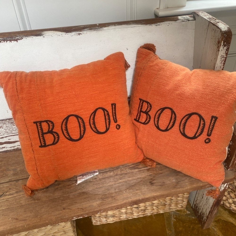 Target Threshold Halloween Throw pillow set - Picture 2 of 6